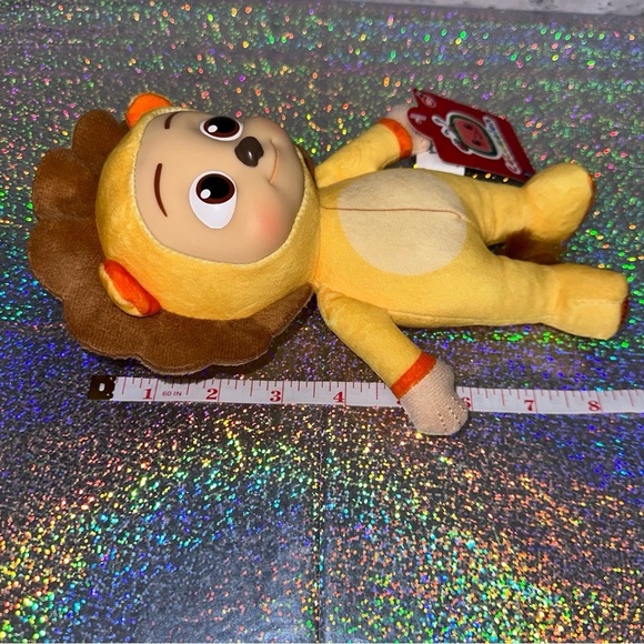 CoComelon JJ Lion Little Plush Doll 8 in. Plastic Face Soft Toy NEW NWT - Picture 9 of 15